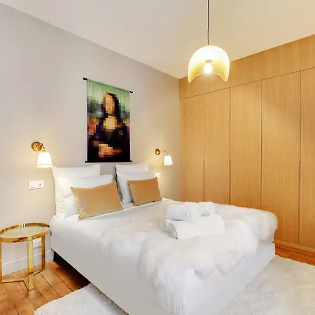 Appartamento Haussmann By Les Maisons De Charloc Homes Parigi