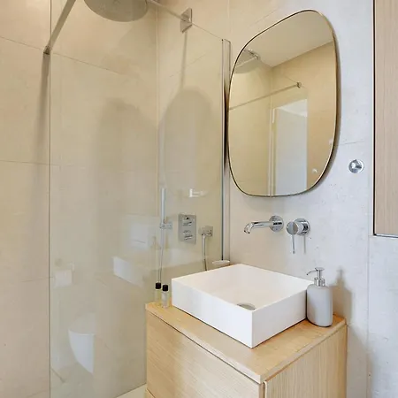Appartamento Haussmann By Les Maisons De Charloc Homes